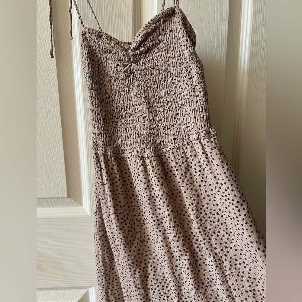 Abercrombie Smocked Midi Dress - Picture 3 of 6